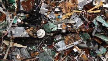 Кризис электронных отходов в Таиланде: опасная торговля, угрожающая жизням и окружающей среде