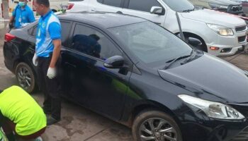 Мужчина найден мертвым в работающем автомобиле на автозаправочной станции в Удонтхани