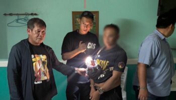 Мужчина, представлявшийся полицейским, арестован за кражу телефона в Бангкоке