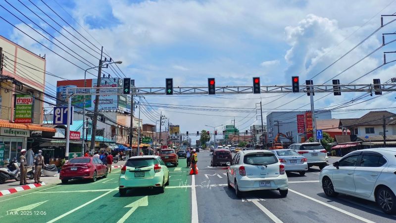 На светофоре в Ко-Кэу открыли проезд прямо на красный