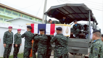 Павший тайский солдат был почтен военными похоронами на фоне продолжающихся пограничных столкновений