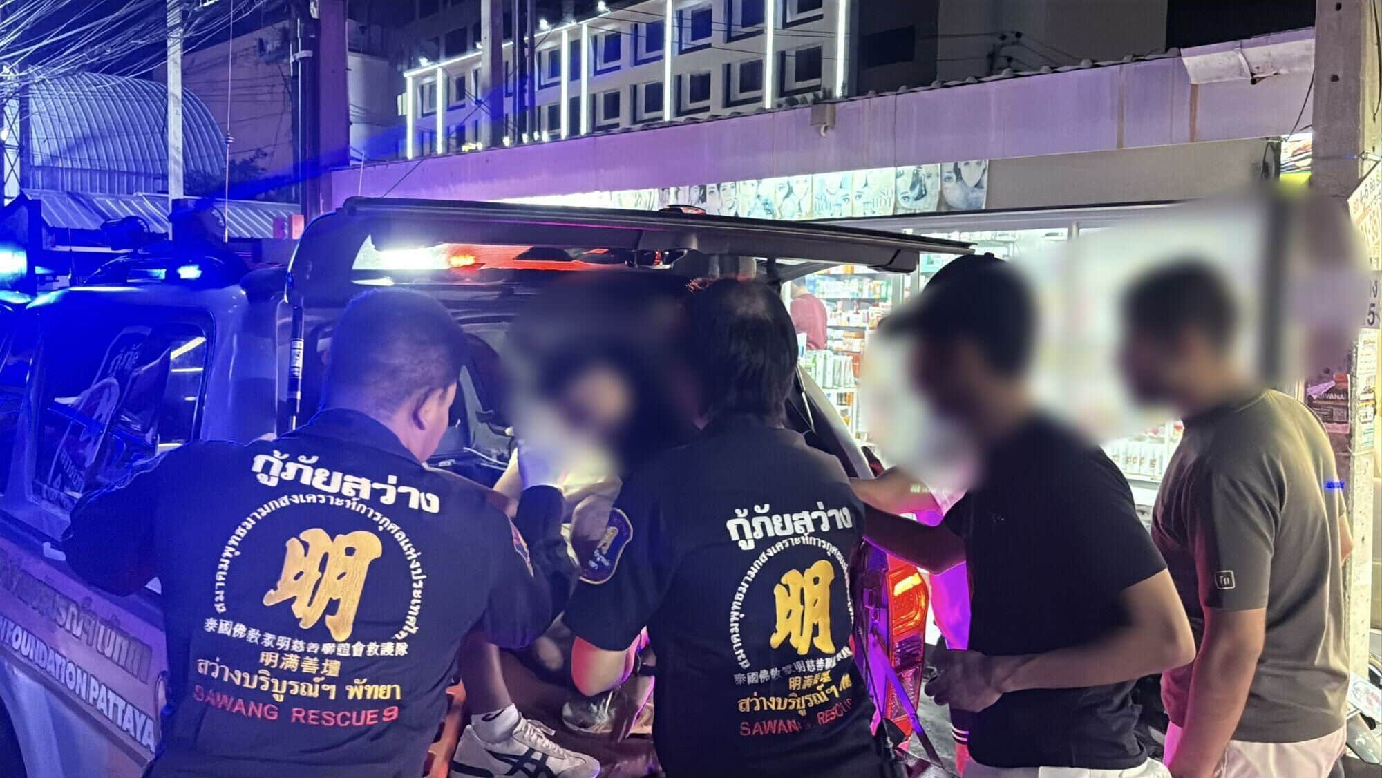 Падение байкера из Кувейта вызвало бурную драму спасения в Паттайе