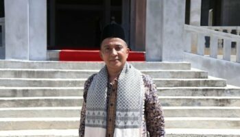 Паника из-за бомбы в Пхукете вызывает усиление безопасности в мечетях