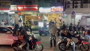 Паттайская мафия вызывает хаос в индийском ресторане, уклоняясь от оплаты счета