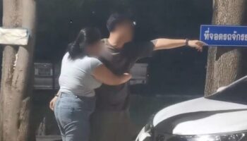 Полиция расследует смерть малыша с синяками в Нонтхабури