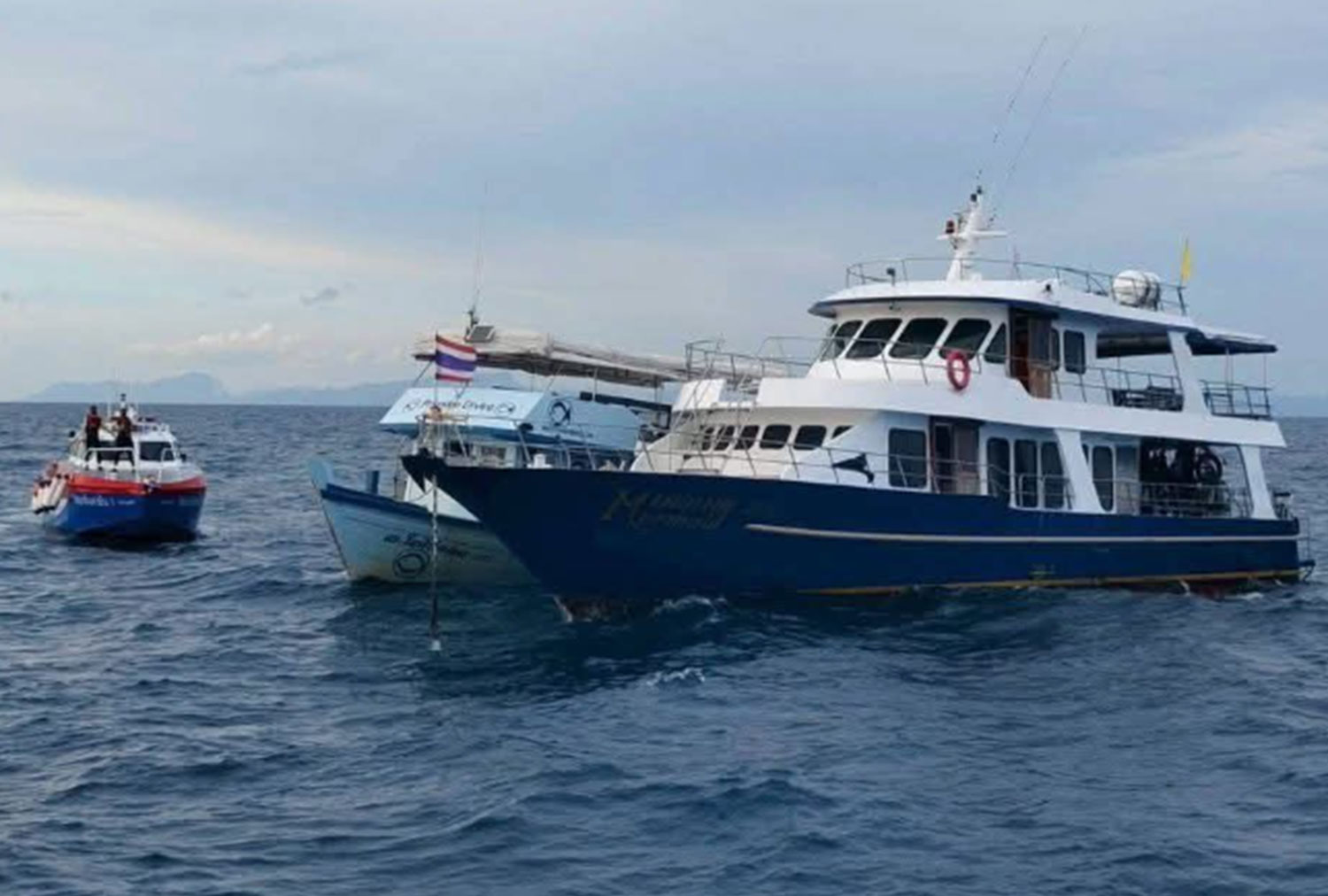 Пять туристов спасены с протекающей туристической лодки у Пхукета