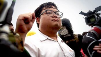 Сенат поддерживает амнистию для импульсивной молодежи за политические преступления