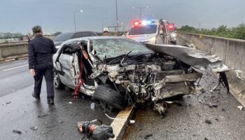 Серьезная авария на шоссе Чалонг Рат Экспресс оставила двух раненых