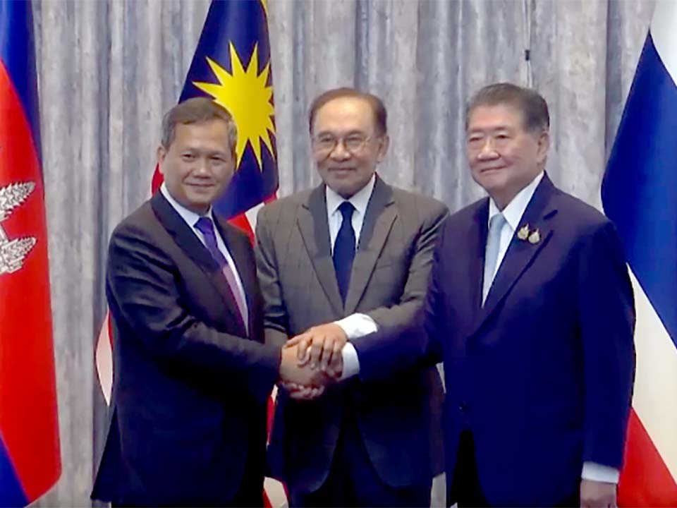 Срочные новости: Таиланд и Камбоджа согласовали безусловное прекращение огня в полночь — военные переговоры последуют.