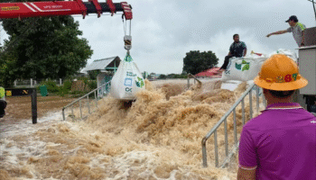 Сукхотаи выпускает предупреждение о наводнении в связи с подъемом реки Йом из-за runoff из Пхрея