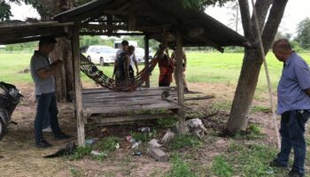 Таиландка пострадала после включения модифицированного радио в Рои Эт.