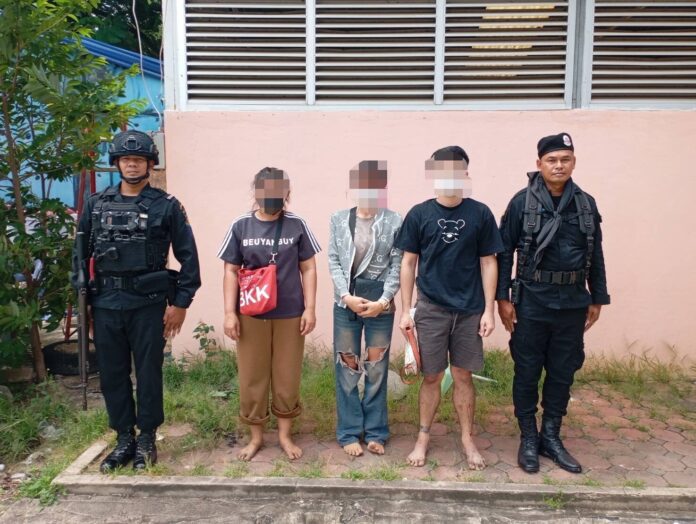 Таиландцы, пойманные при незаконном входе на рынок Ронг Клуа