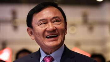 Таксин присоединился к тайским министрами для уточнения реакции на угрозу тарифов Трампа