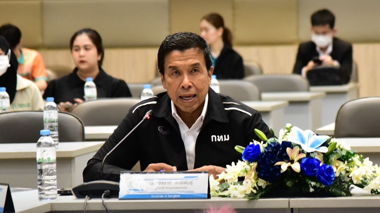 Чадчарт предупреждает, что план по внедрению билета на поезд за 20 бат может привести к судебным искам