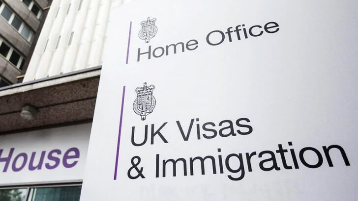 UK Виза Ограничения и Полицейский Рейд Отбрасывают Тень на 170 Лет Тайско–Британских Отношений