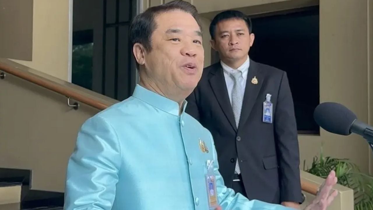 20-баht фиксированная стоимость на поездах Бангкока отложена с октября на ноябрь