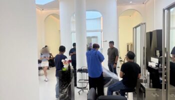 7 китайских парикмахеров арестованы в результате рейда в салоне Бангкока