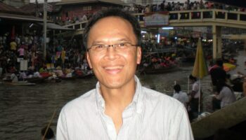 Американец тайского происхождения погиб в аварии после того, как его заманил чат-бот Meta AI