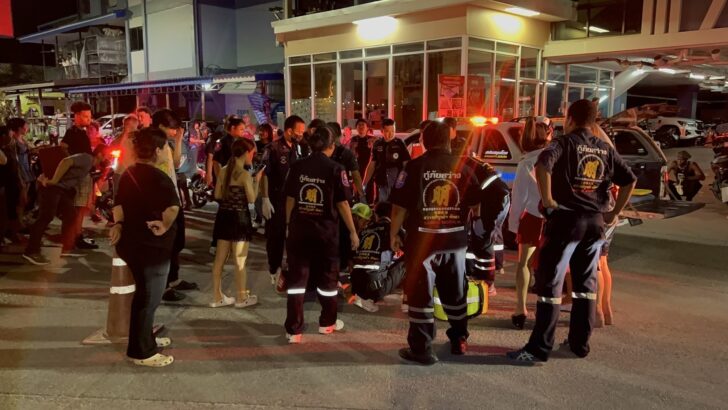 Британский ویلли-стонт вызывает серьезную аварию в Паттайе