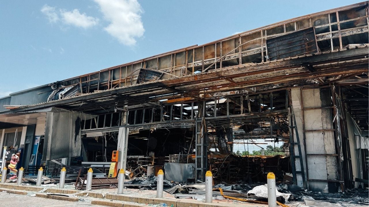 Владелец автозаправочной станции остался в бедственном положении после смертельной трансграничной атаки