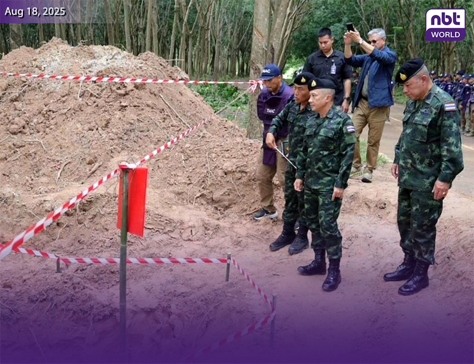 Глава обороны Таиланда инспектирует операции по разминированию в пограничном районе Сурин