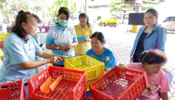 Жители Паттайи превращают мусор в сокровища на мастер-классе по DIY