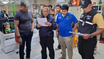 Индийско-американский учитель арестован в Супханбури по подозрению в неправомерных действиях в школе