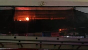 Исторический отель Сарабури разрушен огнем спустя 50 лет