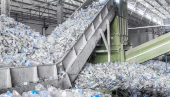 Как Азия может возглавить борьбу с пластиковым загрязнением