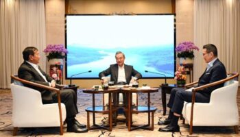 Как министр иностранных дел Китая использует чай Юннень для обеспечения мира между Таиландом и Камбоджей