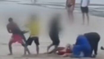 Кувейтские туристы выплатили 200,000 батов после нападения на спасателей на Пхукете