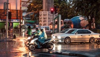 Монсунный хаос: Таиланд готовится к новым сильным дождям