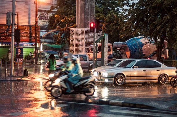 Монсунный хаос: Таиланд готовится к новым сильным дождям