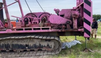 Мужчина трагически погиб от крана на строительном участке в Чонбури