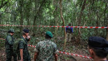 Опрос: Люди обеспокоены ситуацией на границах, сомневаются в Камбодже