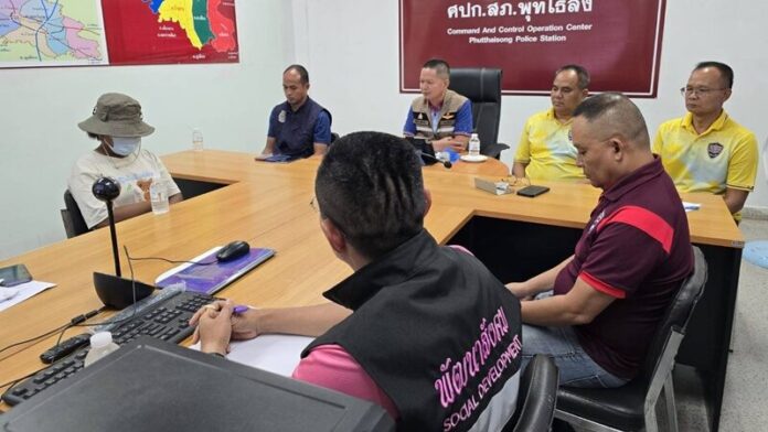 Подросток-девушка призналась в организации проституции для одноклассников за комиссионные