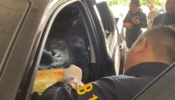 Полиция изымает 5 миллионов метамфетаминовых таблеток в ходе рейда на складе в Сакон Накхоне