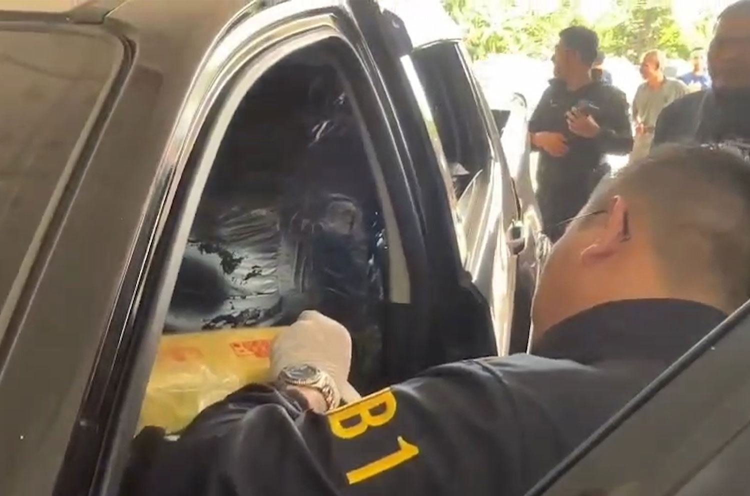 Полиция изымает 5 миллионов метамфетаминовых таблеток в ходе рейда на складе в Сакон Накхоне