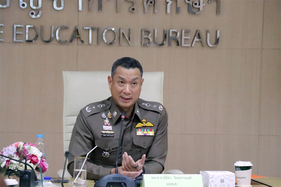 Полиция усиливает меры против уличных гонок на高速ных дорогах после аварии с участием 11 автомобилей на Экспресс-магистрали Бангкока