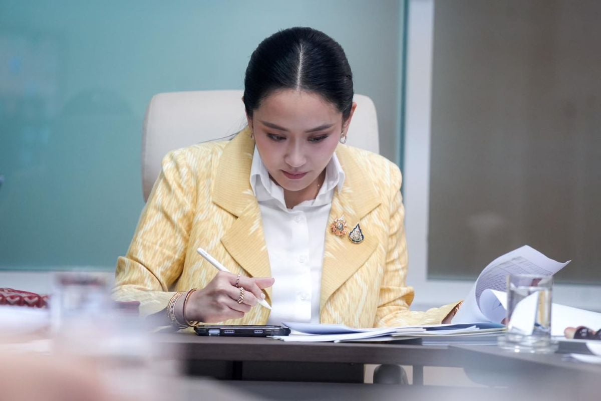 Приостановленная премьер-министр Паетонгтарн предстанет перед судом по делу о скандале с прослушкой аудио