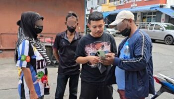 Пропавшая бирманская девочка спасена, но отвергает родителей из-за alleged abuse