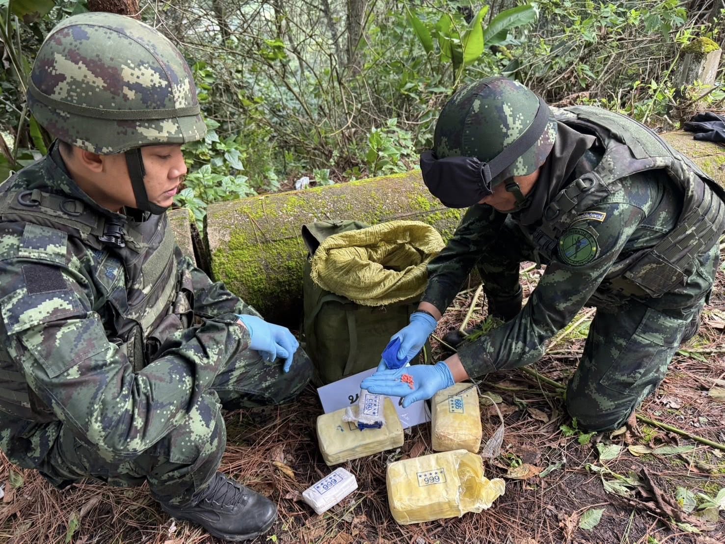 Пять наркоторговцев убиты в Таиланде, 1,35 миллиона таблеток метамфетамина изъяты