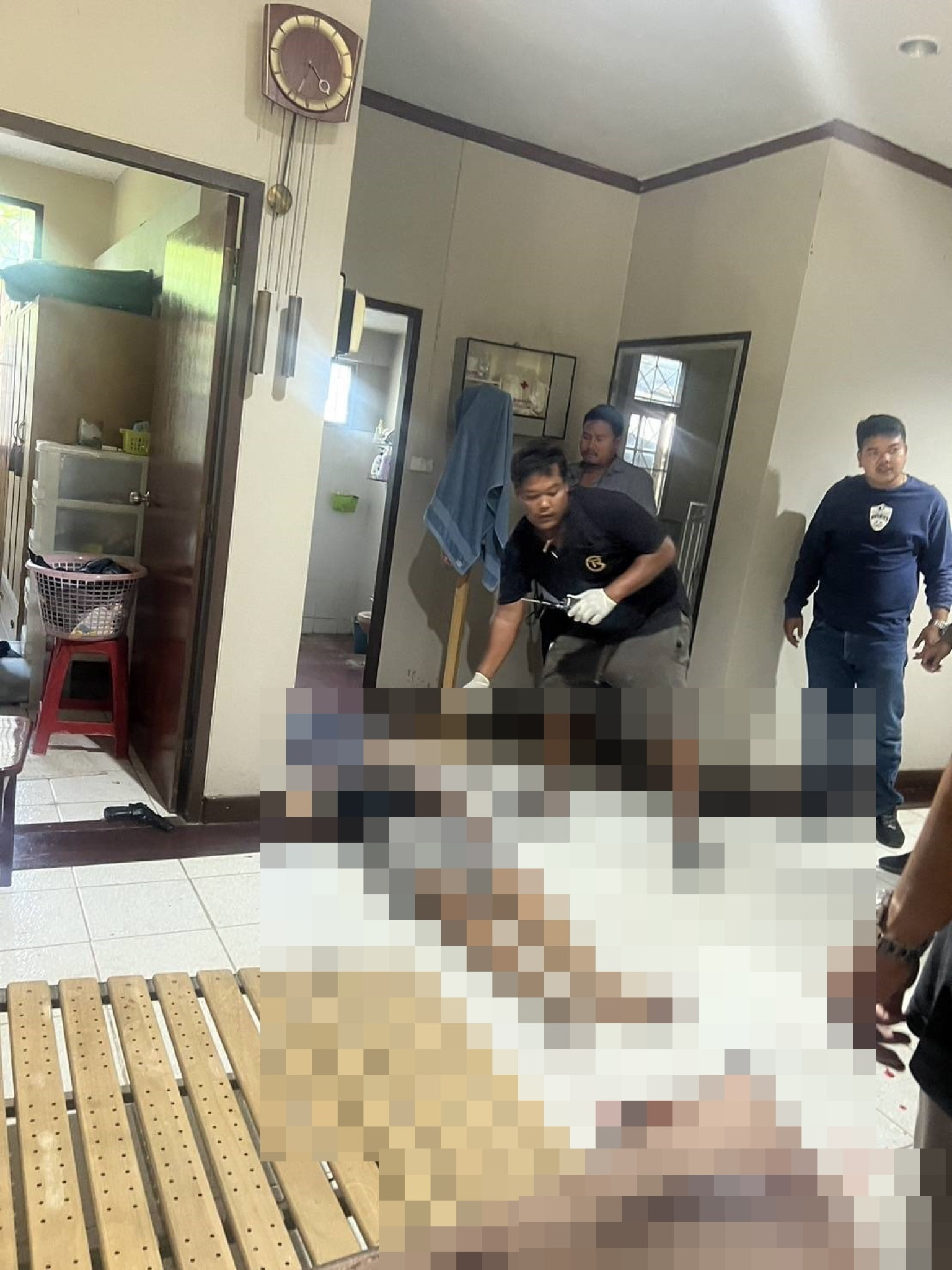 Семейная вражда в Накхонпатоме закончилась трагической стрельбой