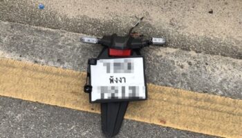 Спидинг пикап убивает байкера в смертельной аварии на развороте в Пханг Нга