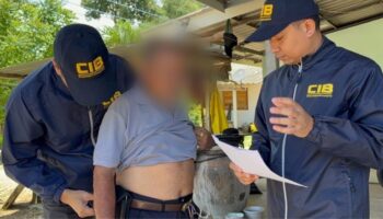 Таец теряет 40,000 бат, позволив другу получить доступ к дебетовой карте