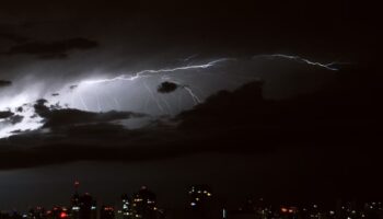 Таиланд готовится к сильному дождю в связи с приближением тайфуна Кадзики