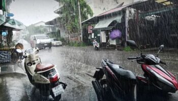 Таиланд, залитый сильным дождем, вызванным муссоном