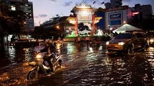 Тайландский потоп: Бангкок готовится к хаосу от мегастрома