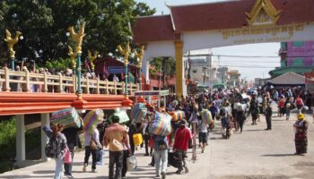 Тайская армия нацелилась на контроль над Таквай