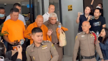 Тайская полиция выступает против залога для бывшего монаха и влиятельного лица в вере по делу о пожертвованиях в храм.